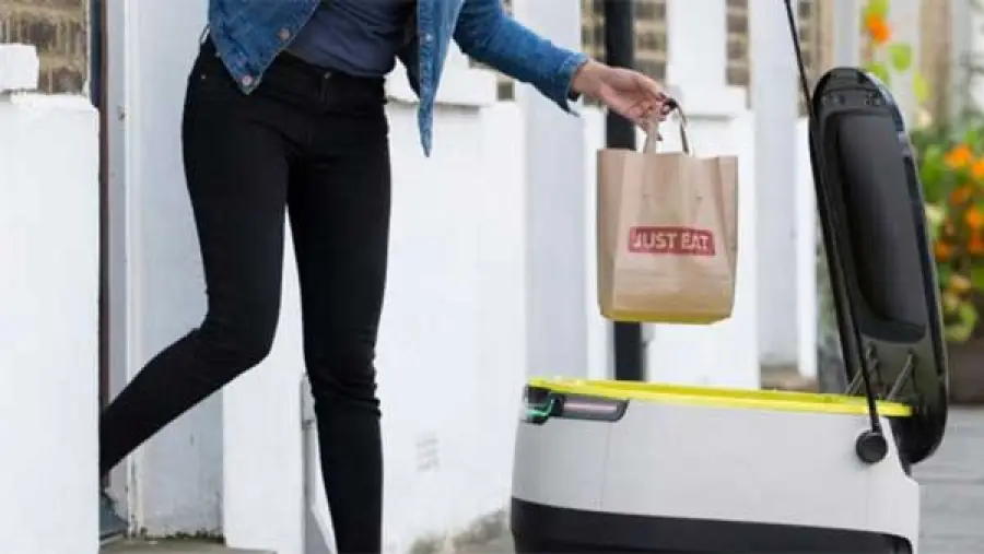 Just Eat, il cibo a domicilio sarà consegnato dai robot