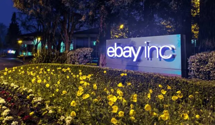 eBay lancia il primo centro commerciale in realtà virtuale