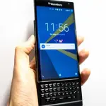 Facebook anche il social taglia fuori BlackBerry