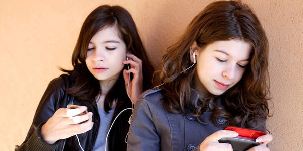 L'11% degli adolescenti italiani non ha mai usato il web