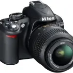 Nikon, presentata la nuova reflex