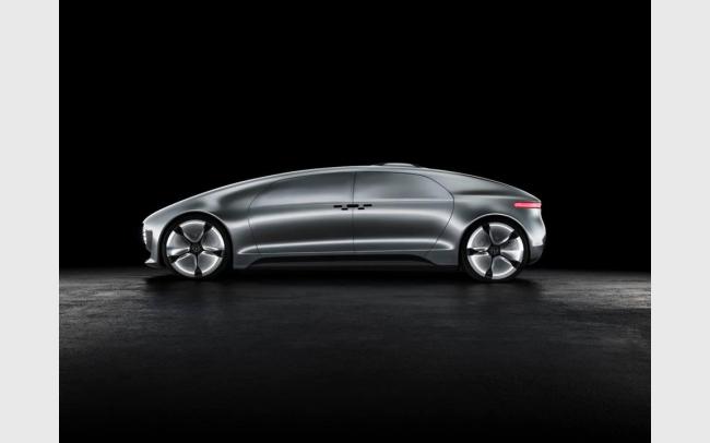 Mercedes F 015 Luxury in Motion, l'auto senza guidatore