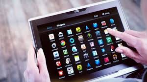 Italiani primi al mondo per uso di smartphone e tablet