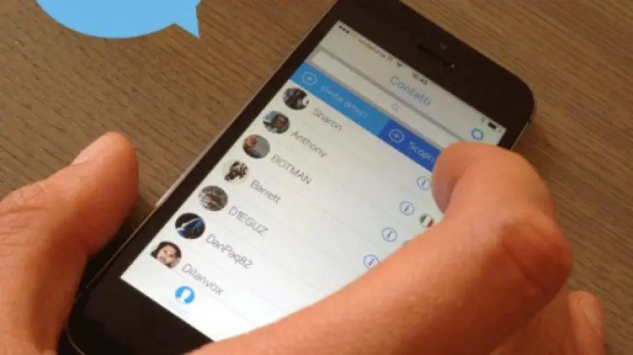 WhichApp, la risposta italiana a WhatsApp